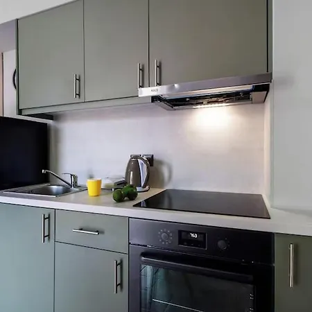 Jasmine Apartment *