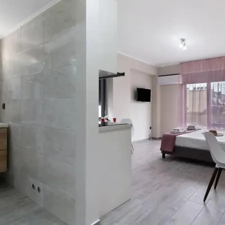 Jasmine Apartment *